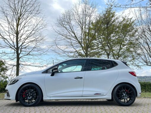 Sanremo Corse 8x18 ET45 5x114.3 Gloss Black - immagine 3