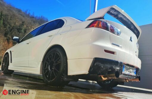 Sanremo Corse 9x18 ET20 5x114.3 Glossy Black - immagine 8